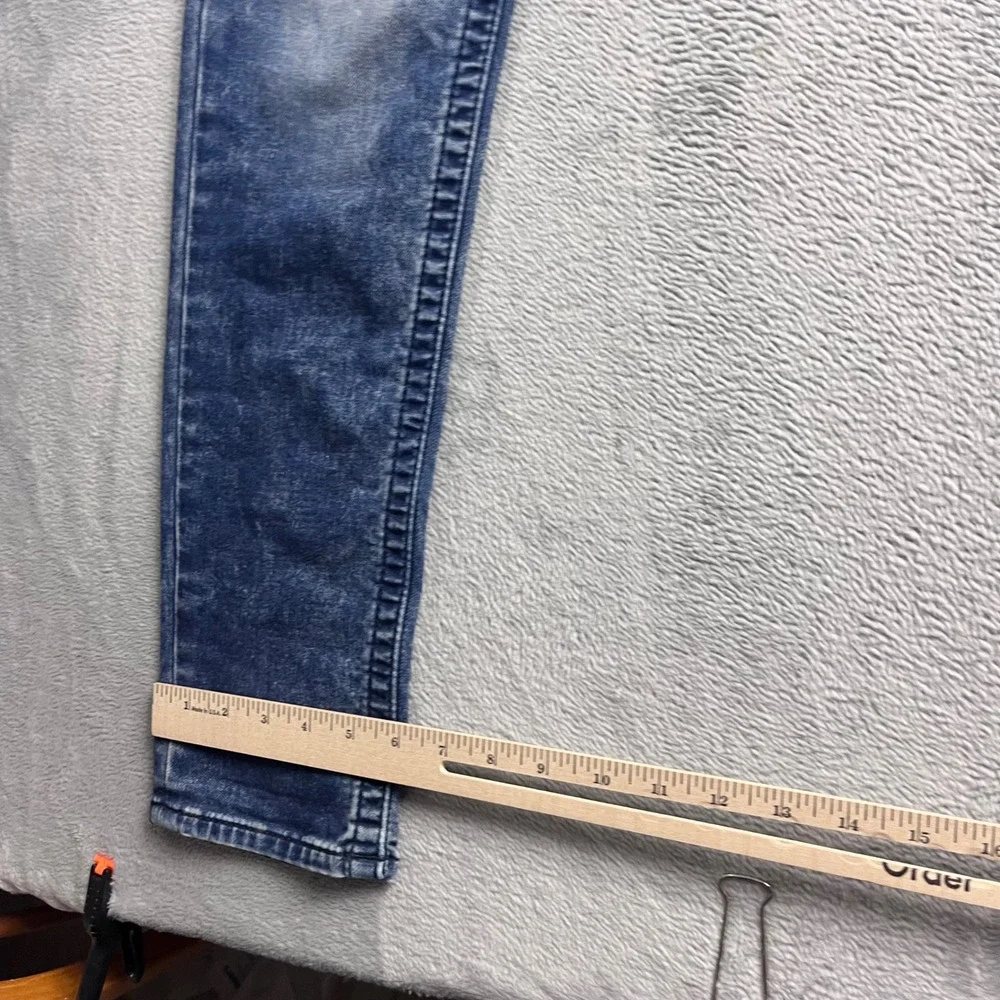 True Religion Rocco Relaxed Skinny Jeans Mens 30 Medium Wash Blue Denim